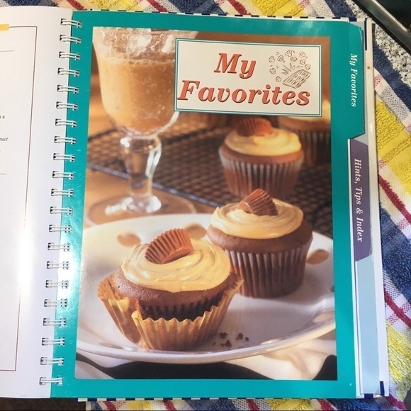BAKING COLLECTION 3 Cookbooks in One - Picture 6 of 10